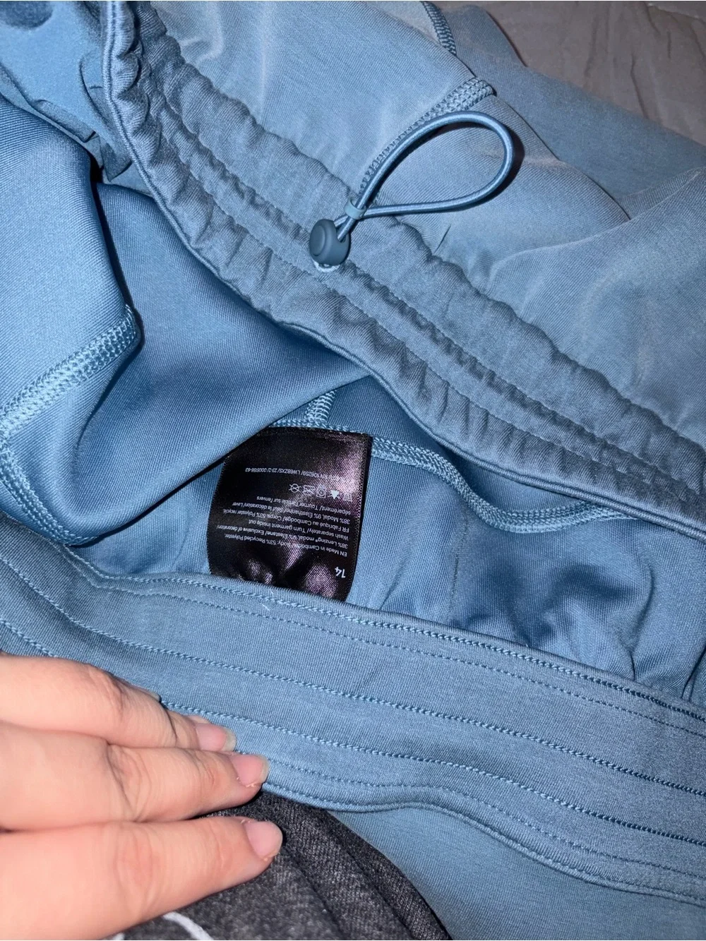 New FLAWED lululemon size 14 softstreme pants - Picture 8 of 8